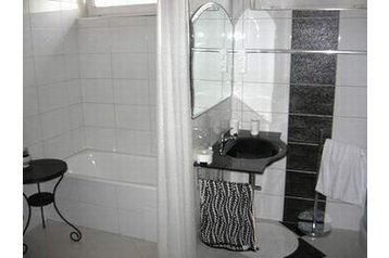 Madjarska Privát Egerszalók, Eksterijer